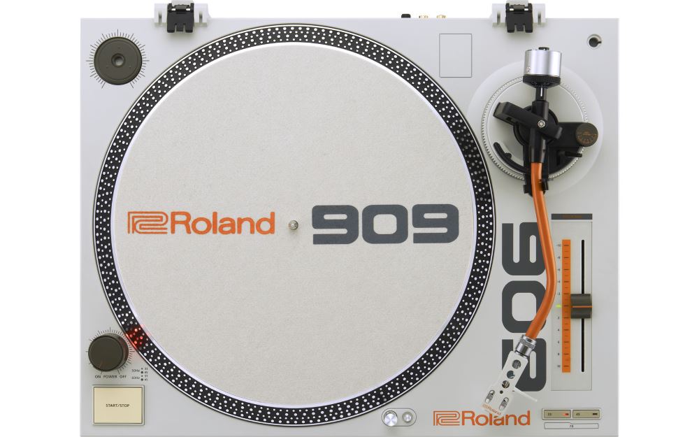 картинка Roland TT-99 от магазина Multimusic