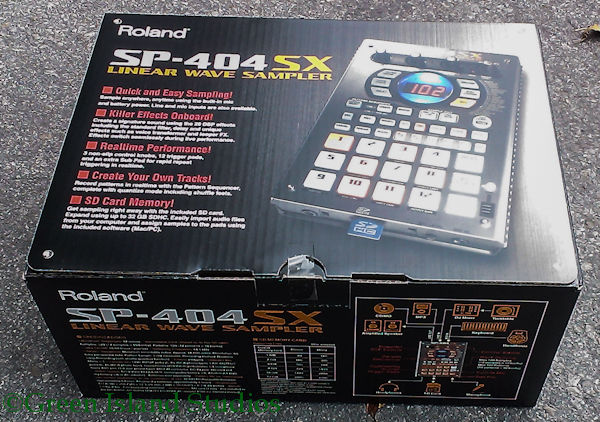 картинка Roland SP-404 SX от магазина Multimusic