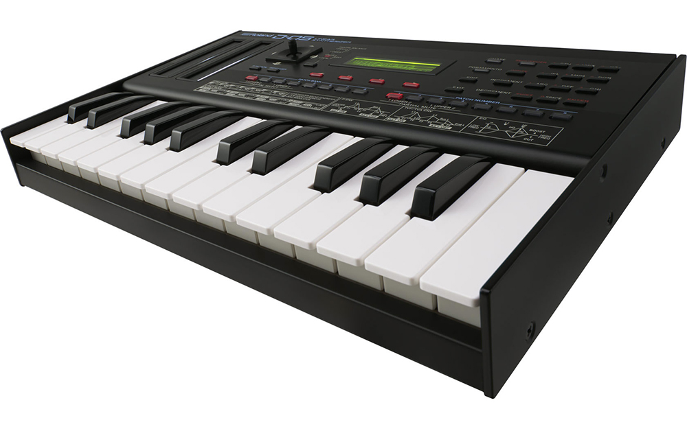 картинка Roland D-05 Boutique Linear Synthesizer от магазина Multimusic